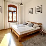 Апартаменты 1-raum-wohnung Zentral Gelegen *