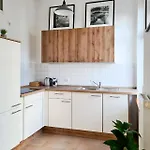 1-raum-wohnung Zentral Gelegen