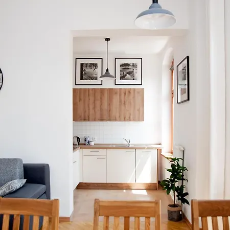 Appartement 1-raum-wohnung Zentral Gelegen