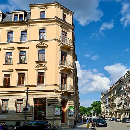 1-raum-wohnung Zentral Gelegen