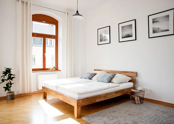 Apartment 1-raum-wohnung Zentral Gelegen